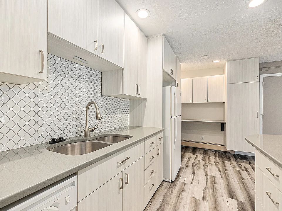 1st image of 1350 Golden Cir APT 311