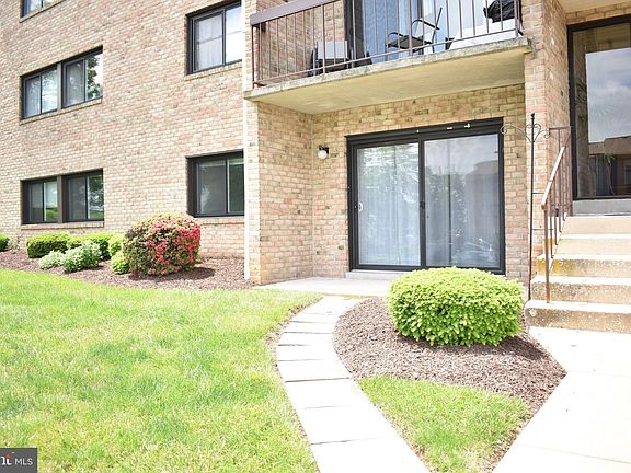 2nd image of 1 Bristol Hill Ct APT T3