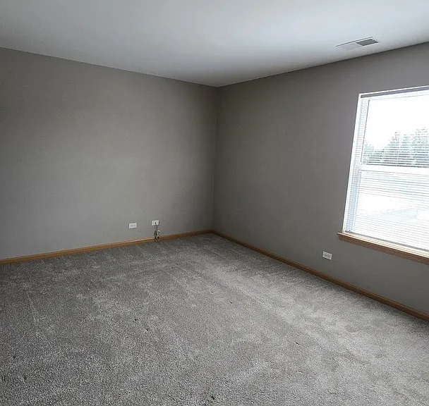 2053 Grayhawk Dr — Photo 10
