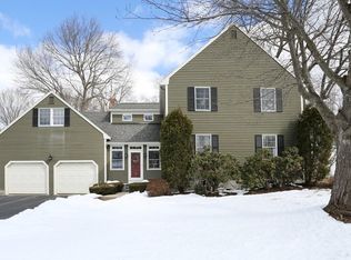 41 Canavan Cir, Needham, MA 02492