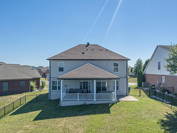 3rd image of 5756 Waterstone Dr