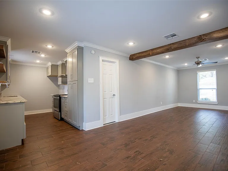 4419 Reynaldo Dr — Photo 6