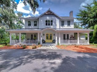 18614 Hanna Rd, Lutz, FL 33549