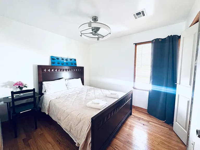 162 W 53rd St #2 — Photo 3