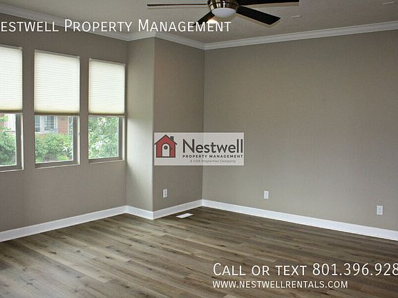 3rd image of 10221 S Clarks Hill Dr