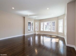7734 S Essex Ave APT 2, Chicago, IL 60649