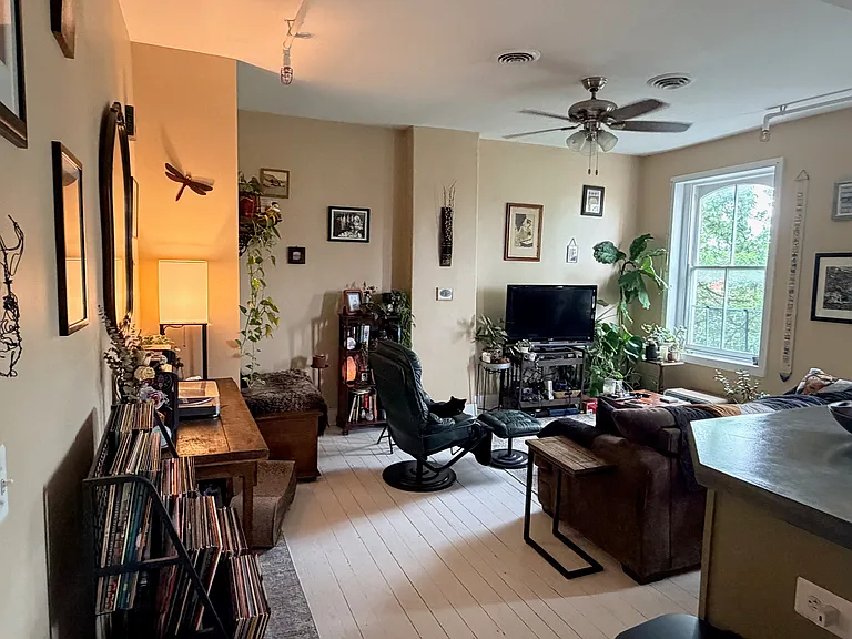 111 E Church St #E — Photo 8