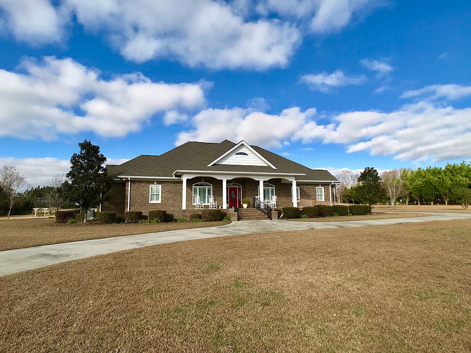 1st image of 139 Mill Creek Dr