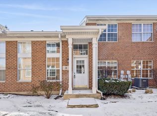 3 Dewalt Ct, Elmhurst, IL 60126