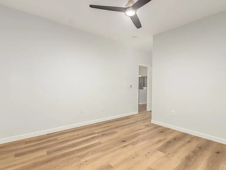 13818 N Saguaro Blvd #202 — Photo 7
