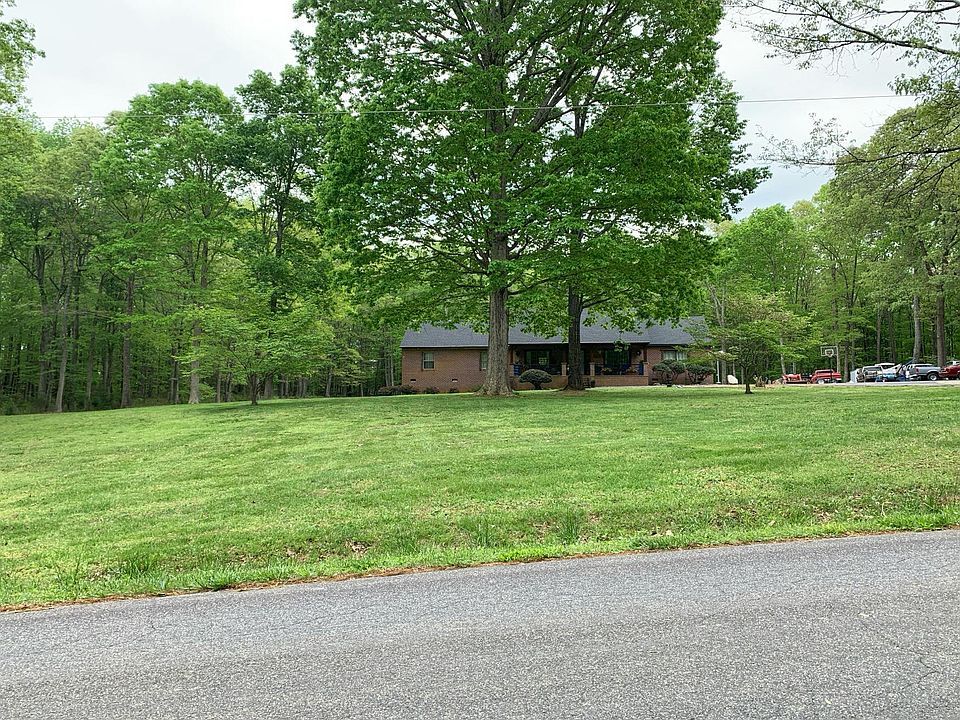 1st image of 550 Butterwood Cir