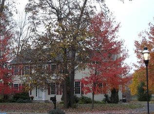 107 Bridgewater Ct, Chalfont, PA 18914