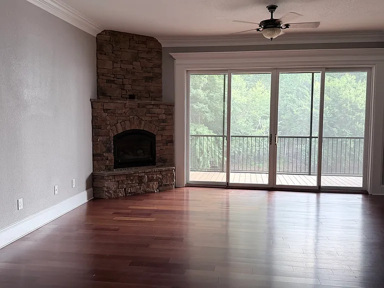 2145 Ridgecrest Cir #4 — Photo 10