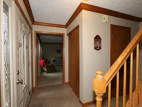 3rd image of 7206 Adena Ct