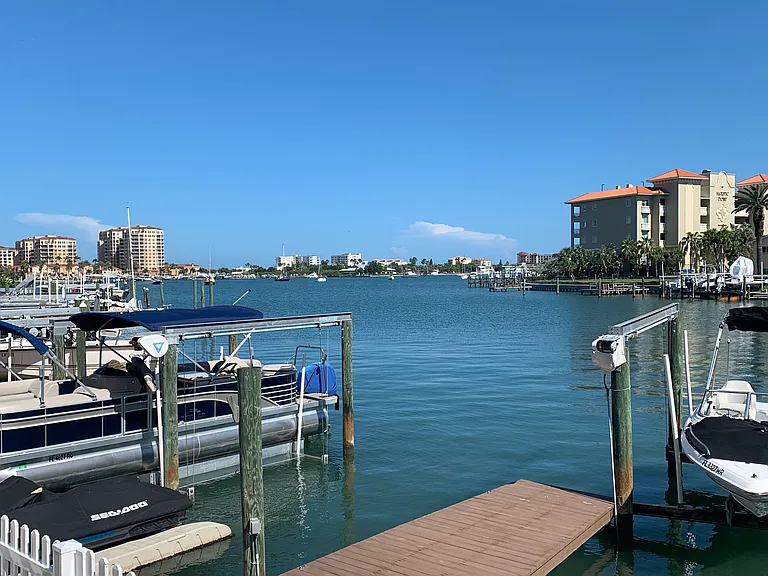 252 Dolphin Point #C — Photo 20