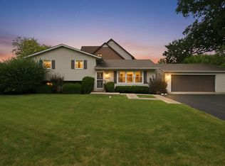 20650 N Florence Ave, Prairie View, IL 60069