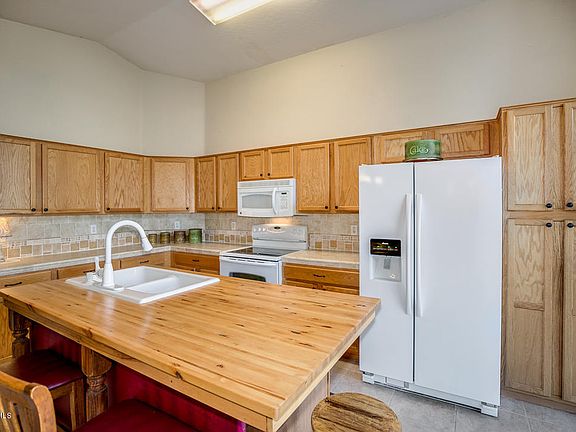2nd image of 2644 W Half Moon Cir