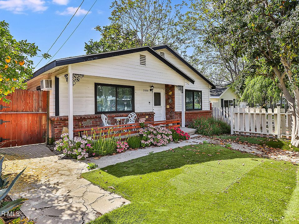 1st image of 2888 Crescent Way