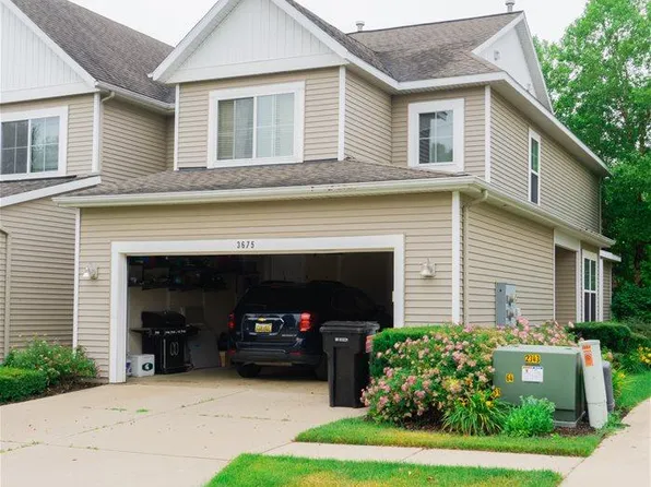 3675 Andover Ln, Hudsonville, MI 49426