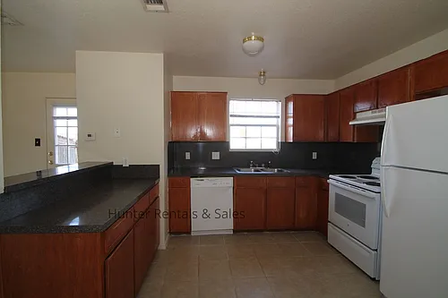 4400A Deek Dr Photo 1