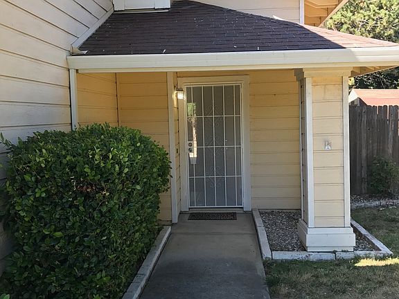 2nd image of 3554 Bridgeford Dr
