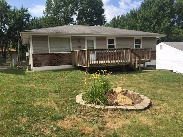 2nd image of 1609 NW 67th St