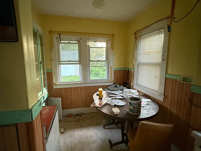 1439 N Jasper St — Photo 5