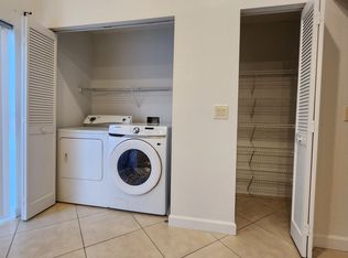 10102 Cedar Dune Dr, Tampa, FL 33624