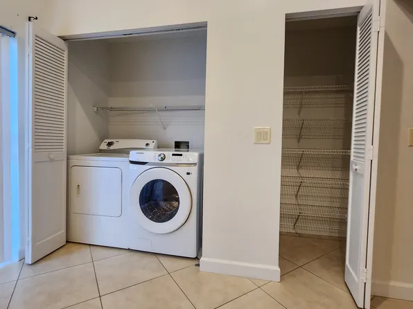 10102 Cedar Dune Dr, Tampa, FL 33624