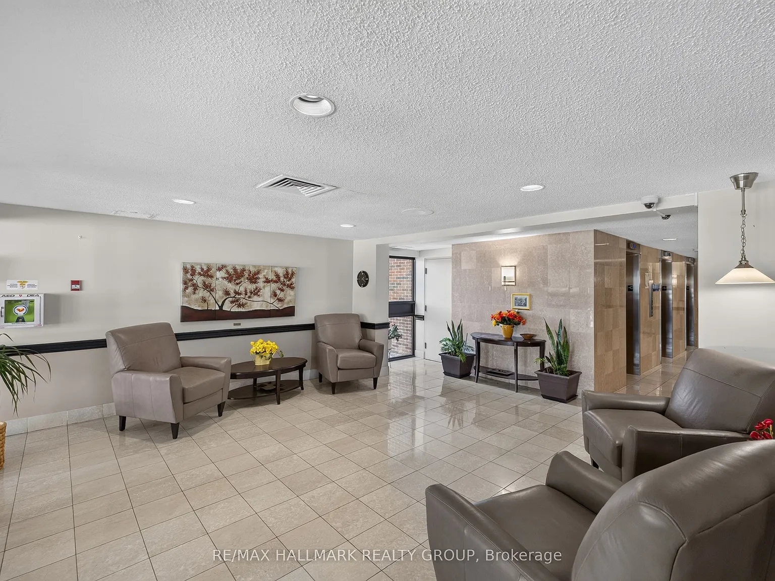 2 bed, $2,600 — Photo 4