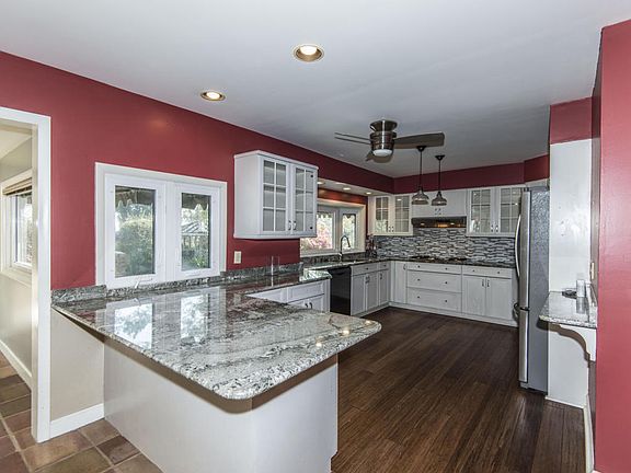 5th image of 5001 Stono Plantation Dr
