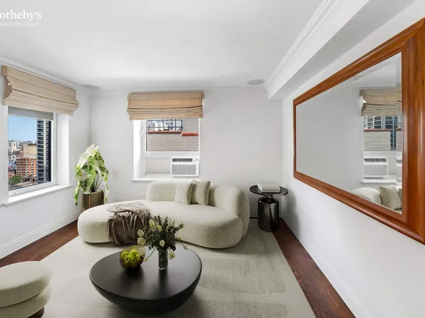 227 East 57th Street image 1 of 7
