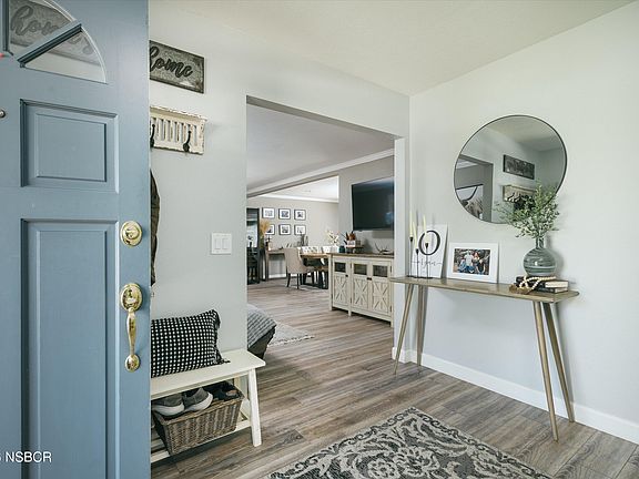 4th image of 4547 Burlington Dr