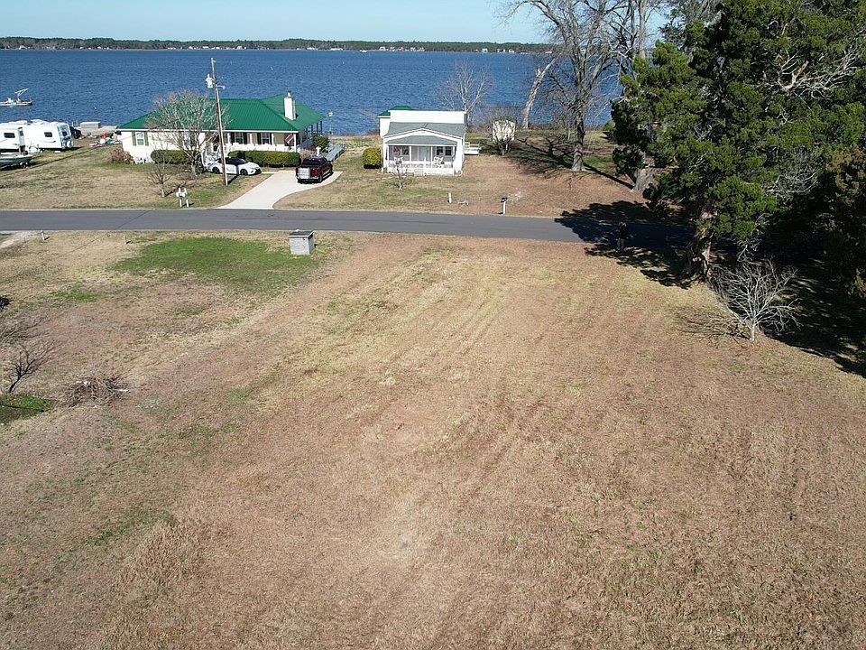 2305 Crab Point Loop Road, Morehead City, NC 28557 Zillow