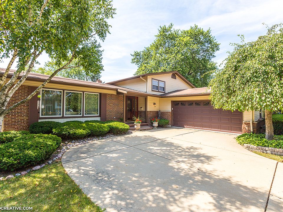1st image of 503 W Hackberry Dr
