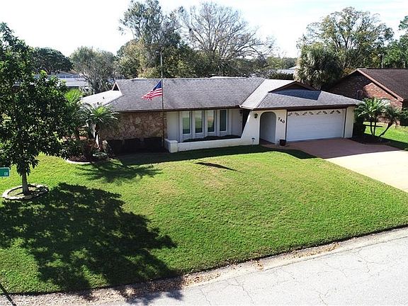 2nd image of 740 Golfside Ln