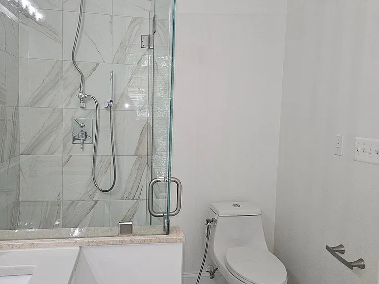 9659 Athens Pl — Photo 15