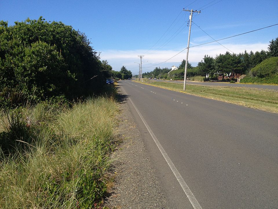 2nd image of 341 SW Os Blvd