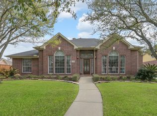 17222 Leeside Dr, Tomball, TX 77377