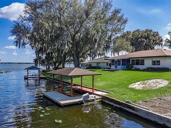 3rd image of 219 Lakerim Ct