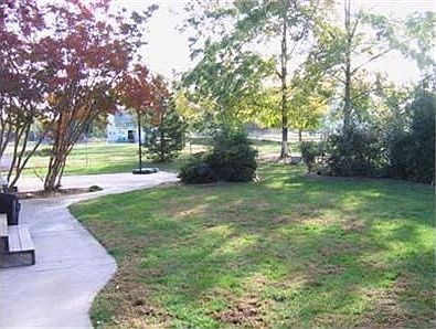 1st image of 2195 Carol Ln