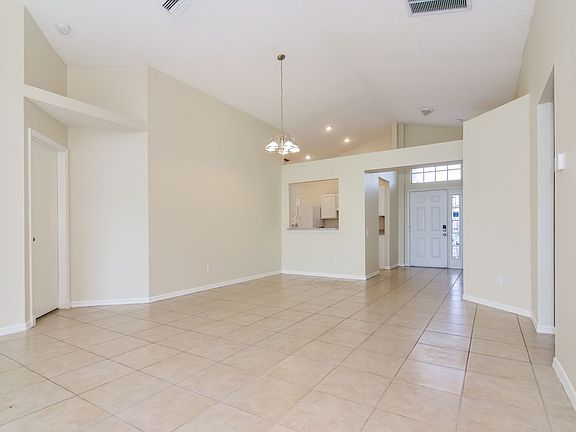 5th image of 12011 Dawn Vista Dr