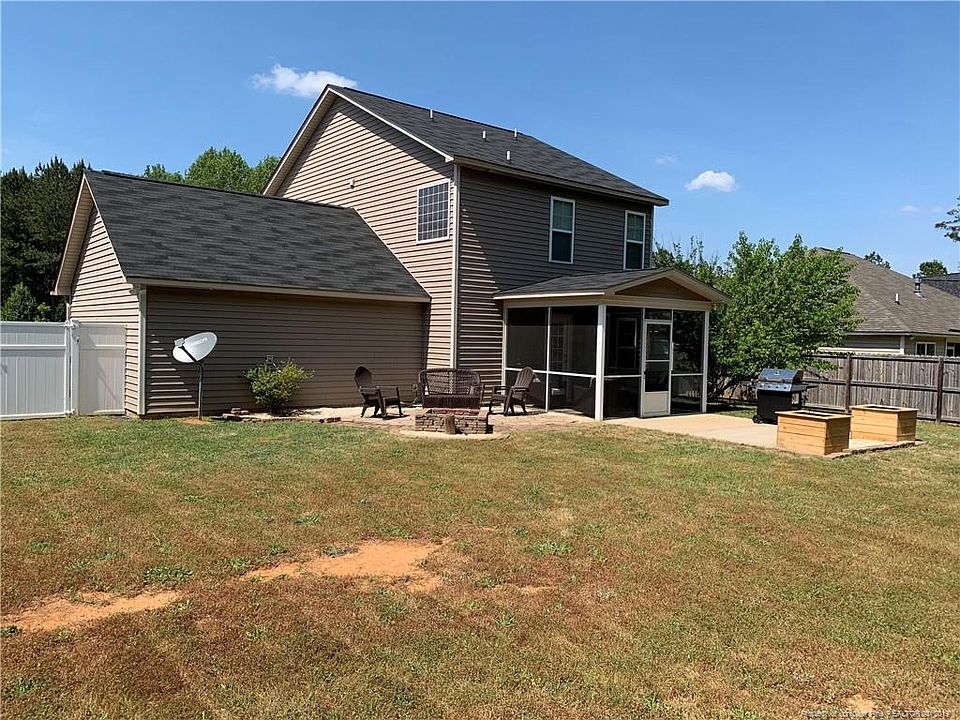 2nd image of 262 Crestwood Ln