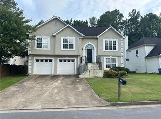 2240 Lake Royale Dr, Riverdale, GA 30296