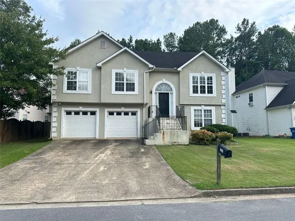 2240 Lake Royale Dr, Riverdale, GA 30296