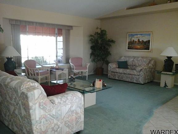 3rd image of 230 White Oak Dr