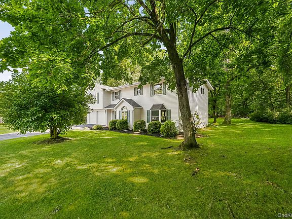 2nd image of 143 Pineview Avenue