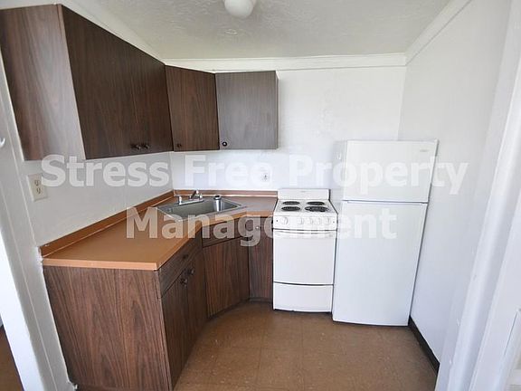 3rd image of 4716 N Hubert Ave APT E