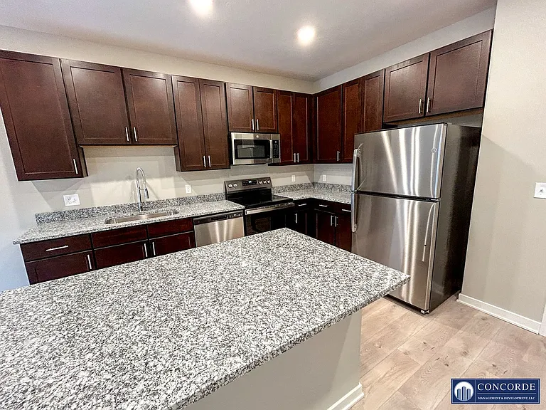 620 Research Dr — Photo 12