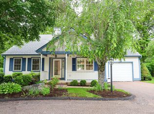 4 Amberly Ln #4, Niantic, CT 06357